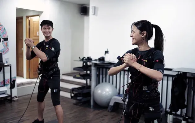 Fero Walandouw, Susan Sameh