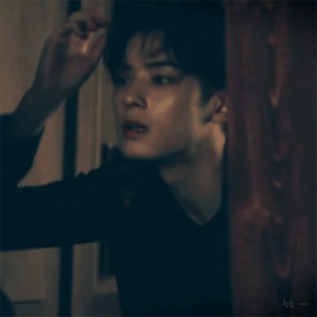 L - Vernon - Cha Eun Woo