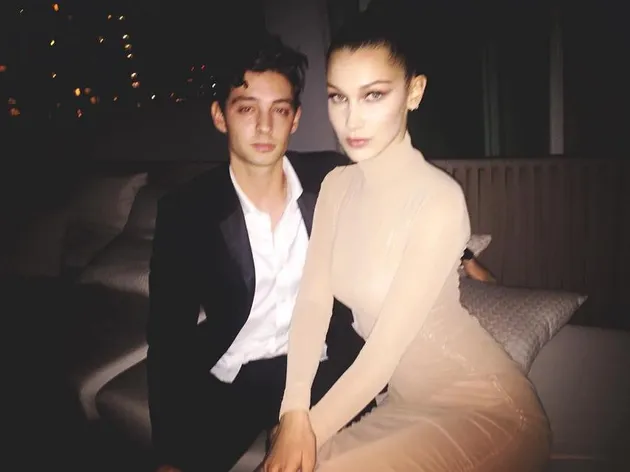 Cully Smoller, Sahabat Bella Hadid