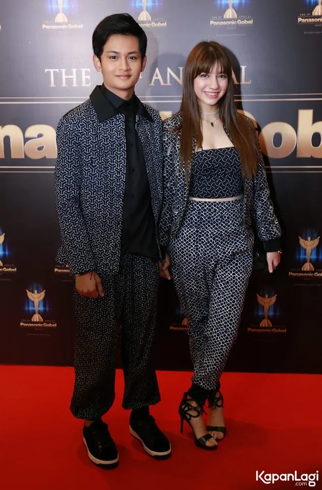 Seleb di red carpet panasonic gobel awards 