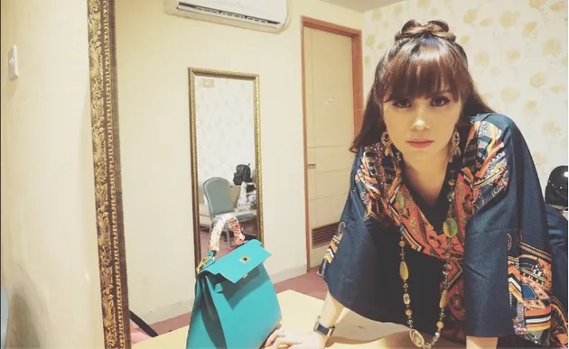 momo geisha, momo geisha menikah
