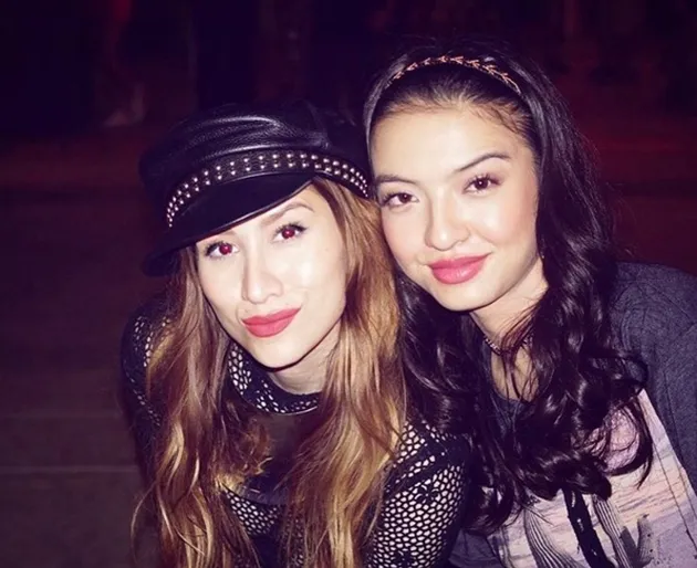 Gaya Raline Shah di Coachella