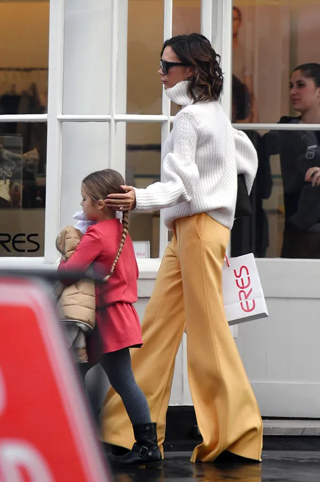 Victoria - Harper Beckham