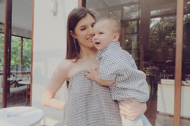 Mikaila Patritz, Istri Fardhan