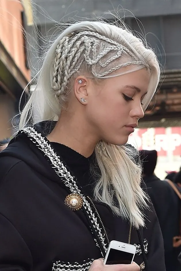 Gaya Rambut Sofia Richie, Pacar Justin Bieber