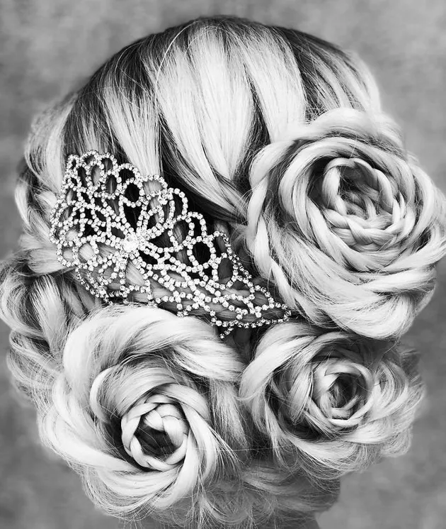 Rambut Kepang Mawar