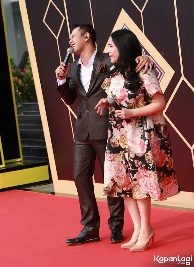 Nagita Slavina - Raffi Ahmad 