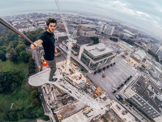 parkour, panjat gedung, panjat gedung tinggi, james kingston