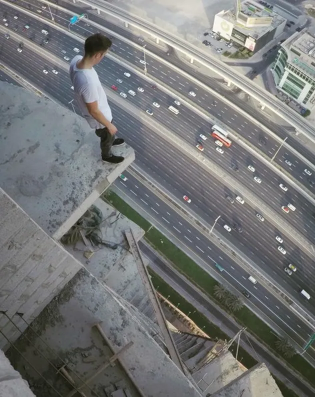 parkour, panjat gedung, panjat gedung tinggi, james kingston
