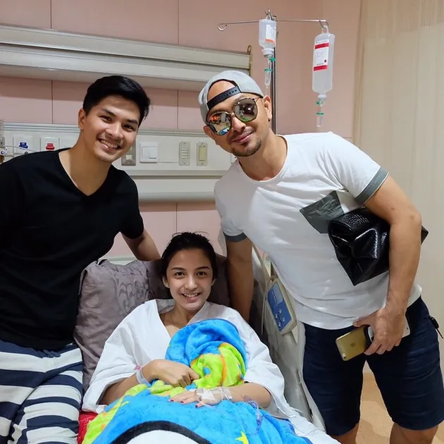 Chelsea Olivia &amp; Glenn Alinskie