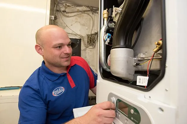 fakta unik, pekerjaan unik, tukang ledeng bergaji besar