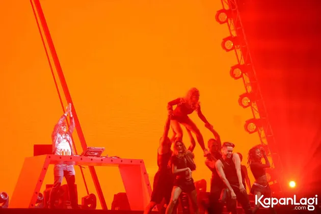 Konser Armin Van Buuren