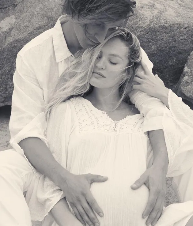 Candice Swanepoel &amp; Tunangannya