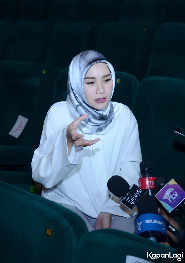 Zaskia Adya Mecca