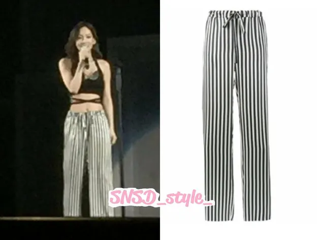 Saat konser di Seoul, Taeyeon memakai celana garis-garis hitam putih Marques'almeida seharga £490 atau Rp 8,3 juta.