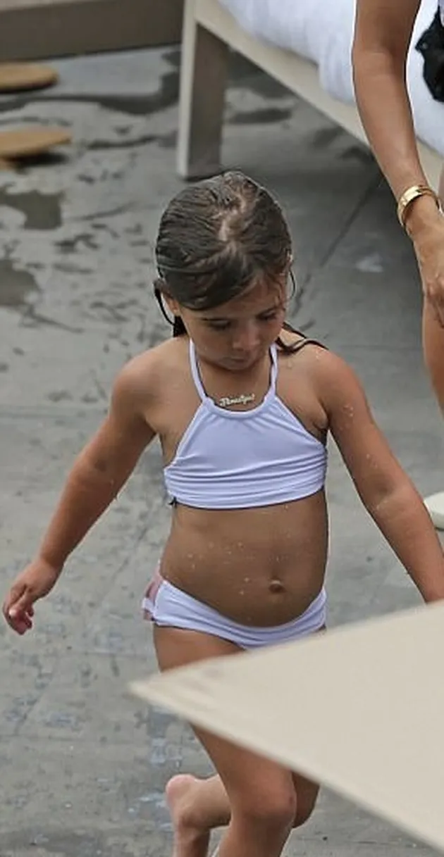 Kourtney Kardashian &amp; Scott Disick