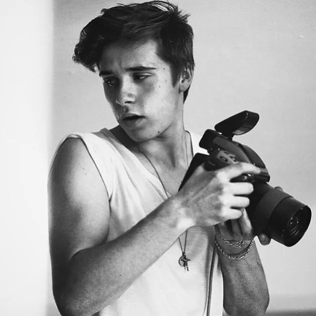 Hasil Jepretan Brooklyn Beckham