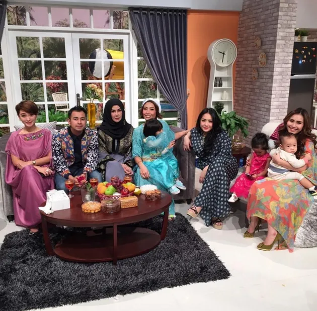 Ayu Ting Ting - Baby Rafathar 