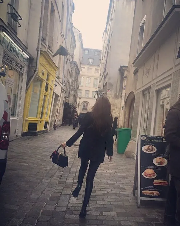 Liburan Jessica Jung di Inggris