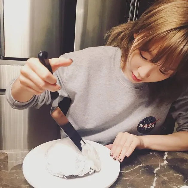 Taeyeon Halloween cake