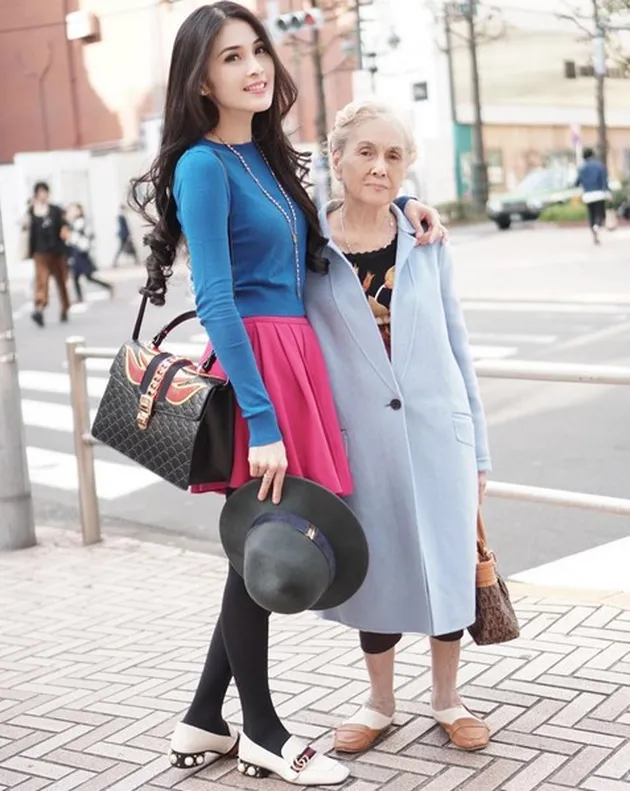 OOTD Sandra Dewi - Bulan Madu di Jepang