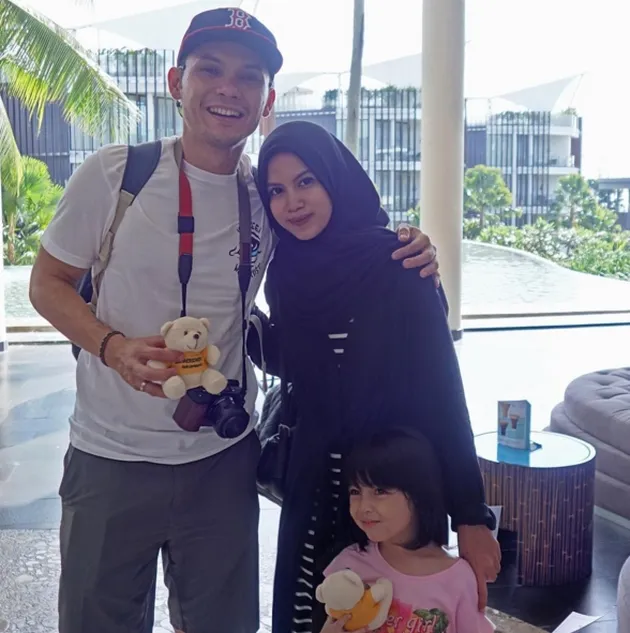 Ben Kasyafani - Nesya Ines - Sienna 