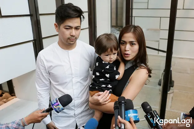 Tamu undangan di ulang tahun Amora