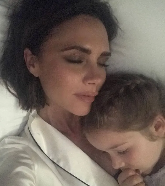 Hot Mom Victoria Beckham