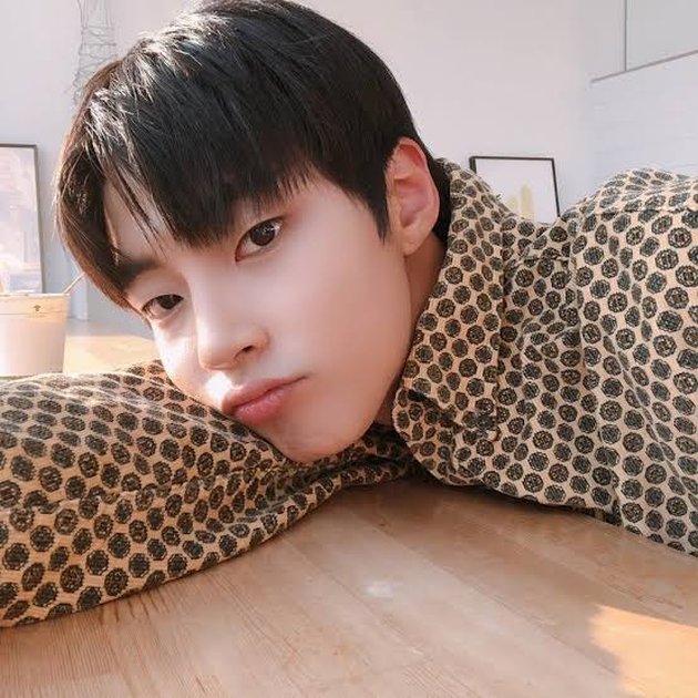 Photo of Hwang In Yeop, Star of '18 AGAIN', Still Suitable to Play a High School Student at the Age of 30 - Will Become a Rival to Cha Eun Woo in 'TRUE BEAUTY'