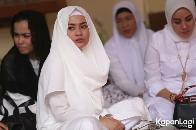 Ikke Nurjanah