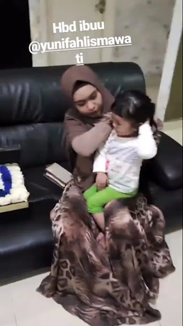 Ulang Tahun Ibu Oki Setiana Dewi - Ria Ricis