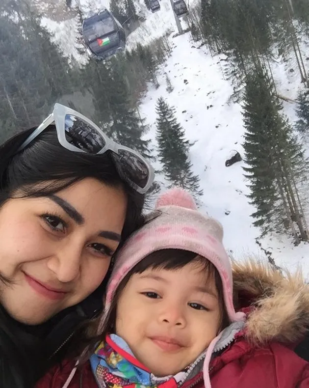 liburan raffi ahmad, liburan nisya ahmad, liburan selebritis