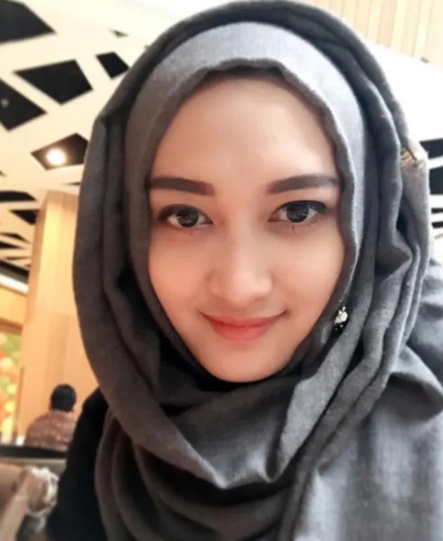 Istri Sahrul Gunawan