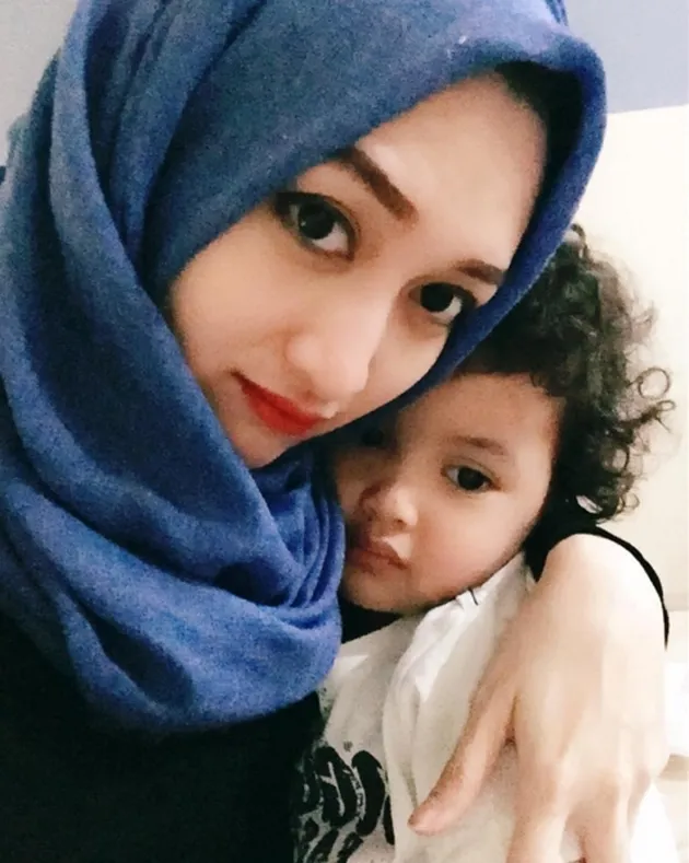 Istri Sahrul Gunawan