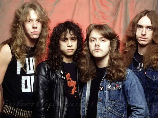 Inilah foto dari grup band cadas Metallica, kala rambut belum rontok.