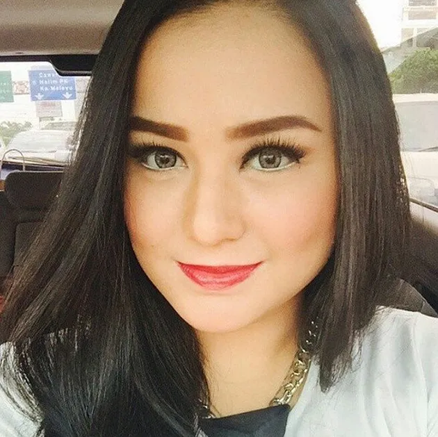 juwita bahar, foto juwita bahar, anak annisa bahar