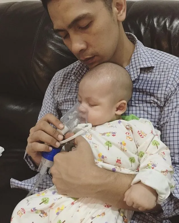 anak donita, foto donita, anak adi nugroho, anak artis