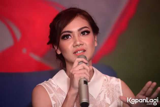 Selain bernyanyi, Daiyan juga dikenal sebagai model dan juga pemain film di Malaysia.