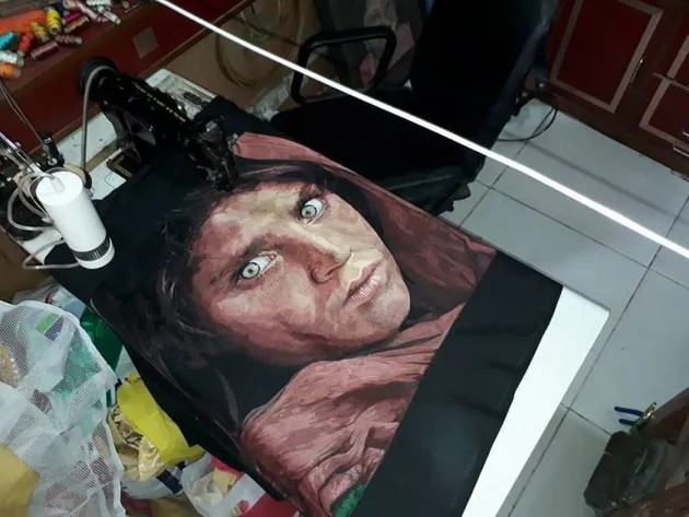 Seni Dari Mesin Jahit