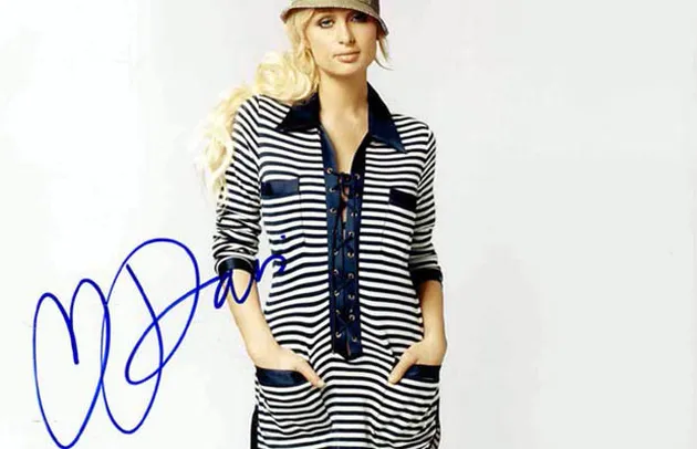 tanda tangan artis, tanda tangan selebritis, selena gomez, taylor swift