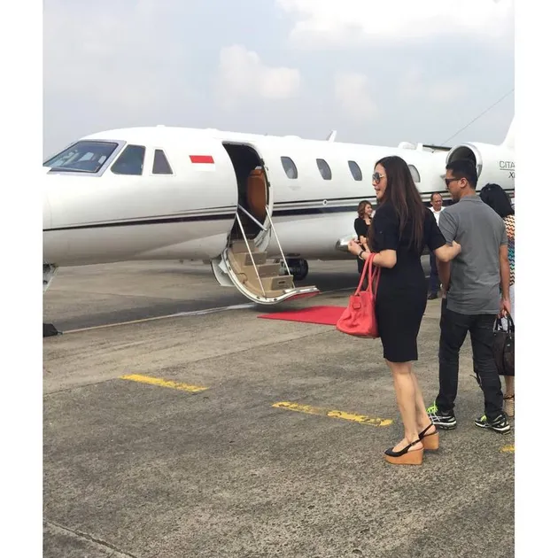 Siapakah Pacar Maia Estianty?