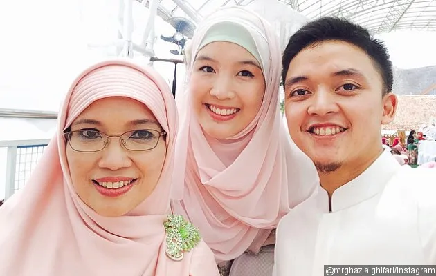 anak ustaz kondang yang cantik dan ganteng