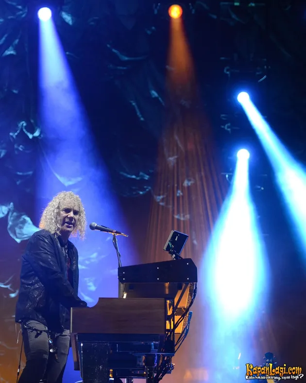 FOTO Inilah Aksi-Aksi Bon Jovi Saat Hibur 40 Ribu Penonton di GBK
