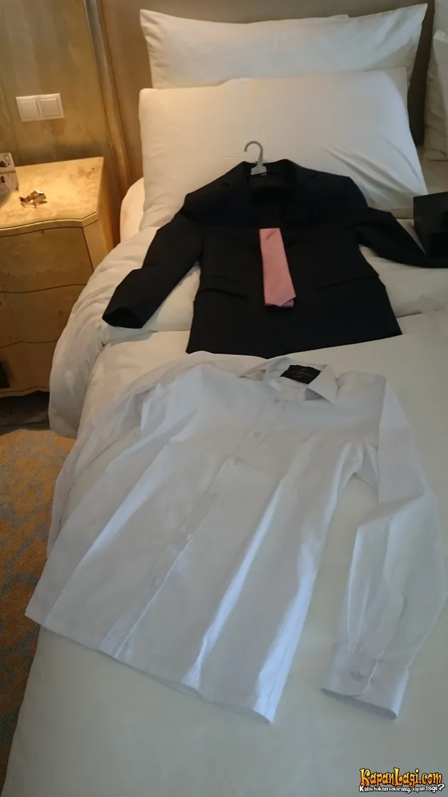 Foto Gaun Pernikahan Bella Shofie