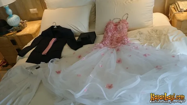 Foto Gaun Pernikahan Bella Shofie
