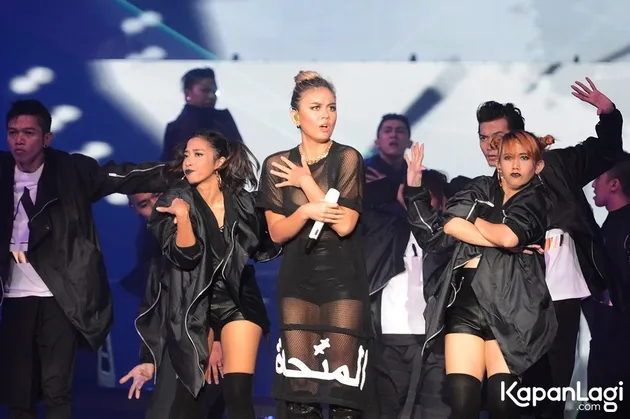 Agnes Monica