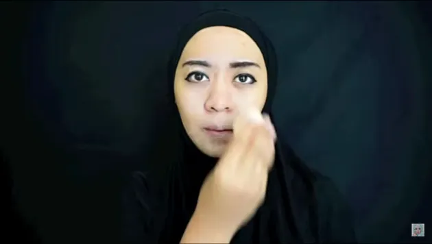 Nenek Mukena