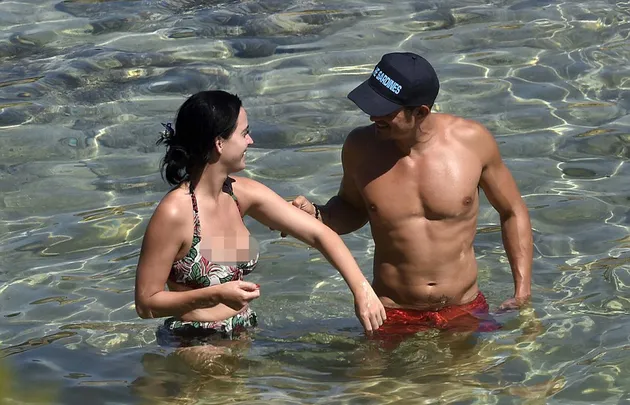 Orlando Bloom Cium Remas Katy Perry
