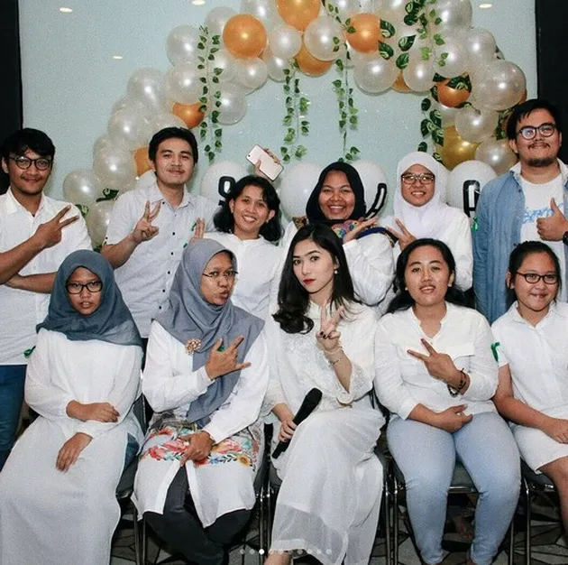 Buka Puasa Isyana Sarasvati