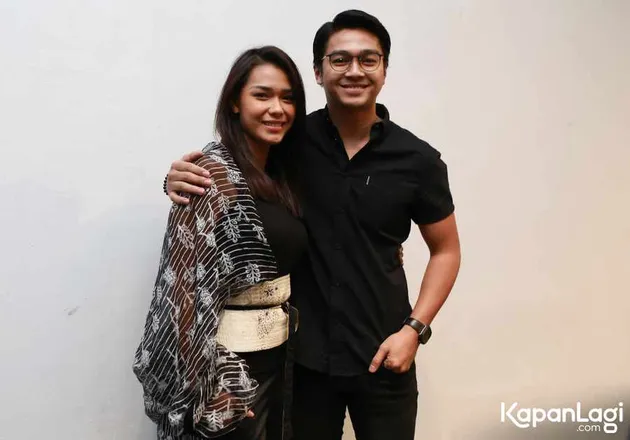 Adinia Wirasti - Deva Mahenra